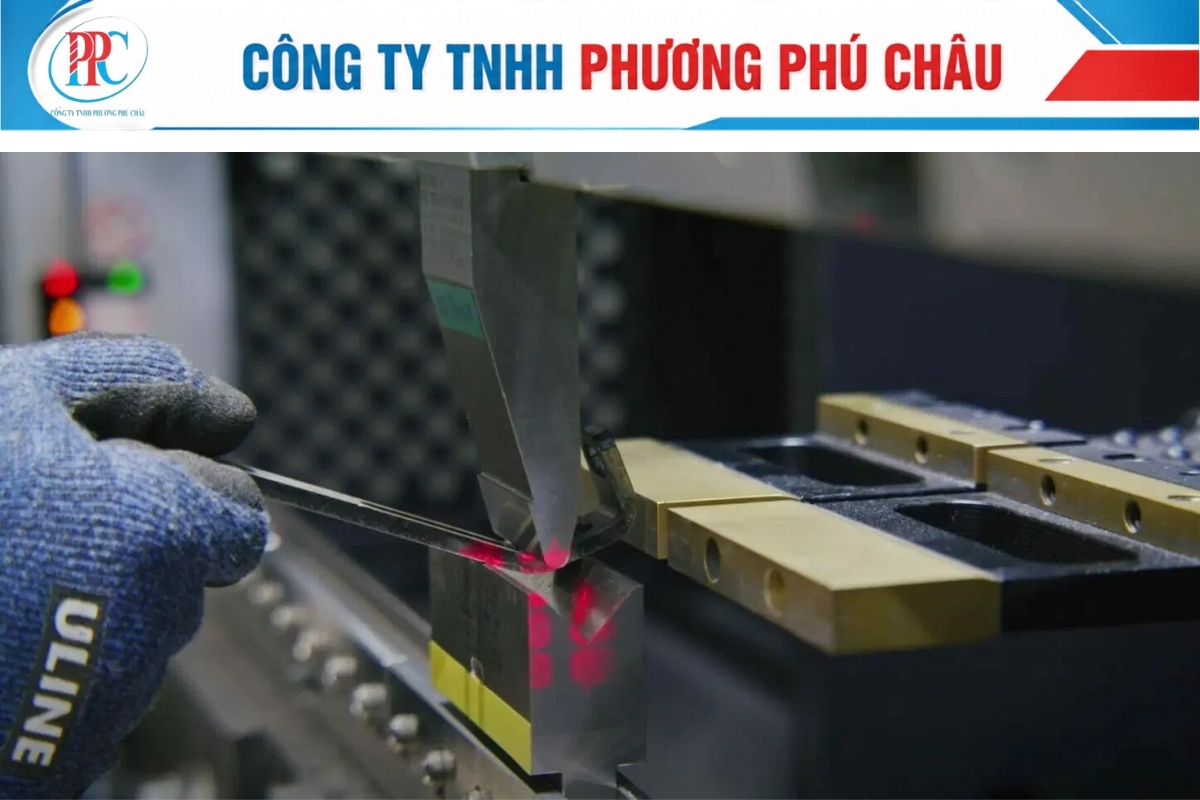 Dấu chày chấn trên bề mặt thép tấm cán mỏng