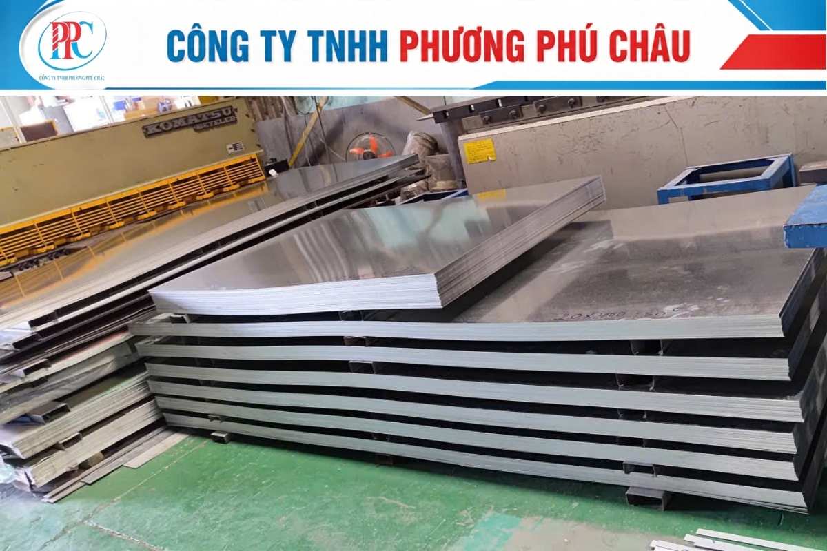 Cắt thép tấm khổ lớn 6m đến 12m theo yêu cầu tại Phương Phú Châu