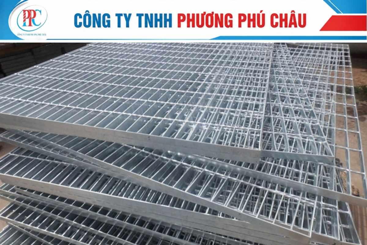 Cắt chấn thép tấm mạ kẽm theo kích thước yêu cầu