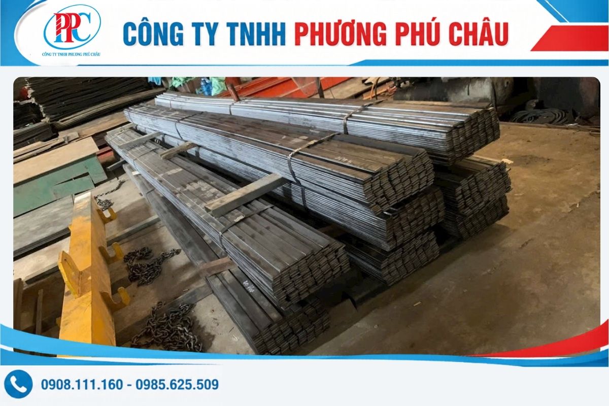 Thép la dày 3mm đóng bó tại kho Phương Phú Châu