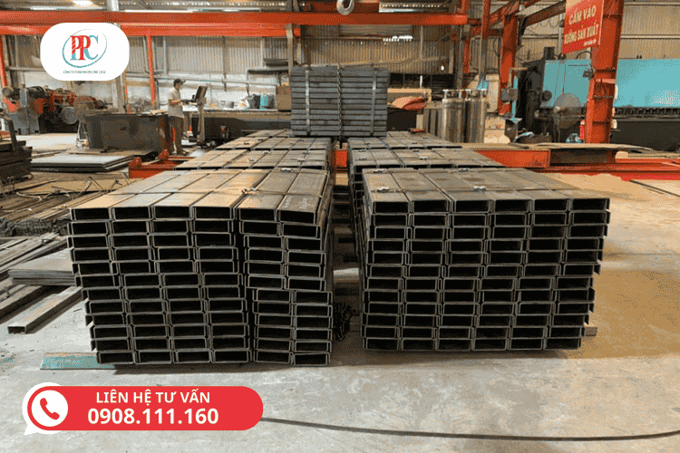 Gia công chấn thép hình U