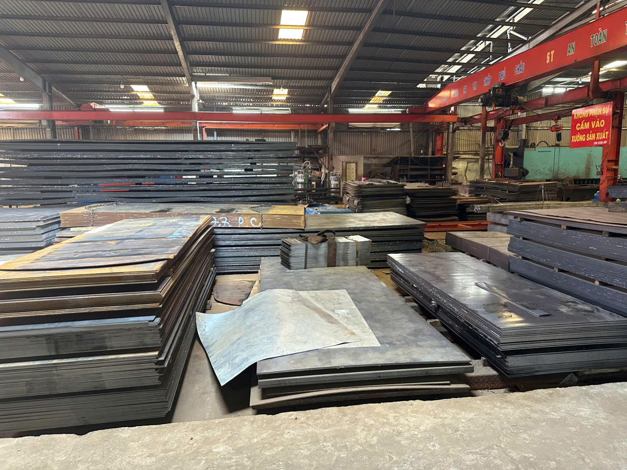 Gia công cắt thép tấm tại TPHCM – Đáp ứng mọi khối lượng