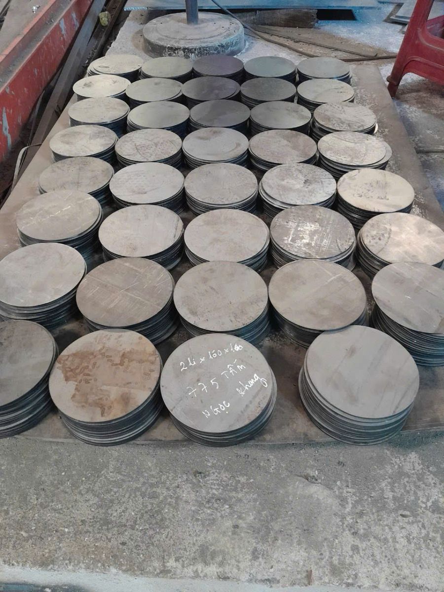 Kinh nghiệm chọn công ty gia công tấm thép phù hợp với dự án của bạn