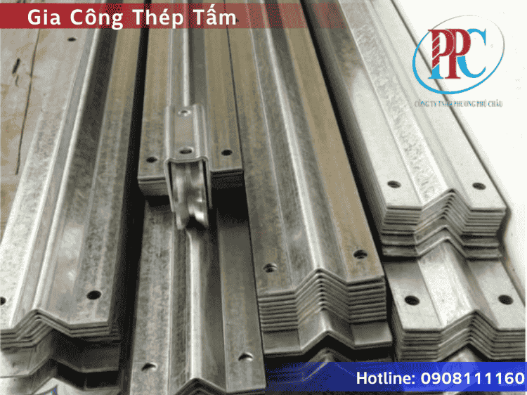 gia công đường ray cửa cổng - Phương Phú Châu
