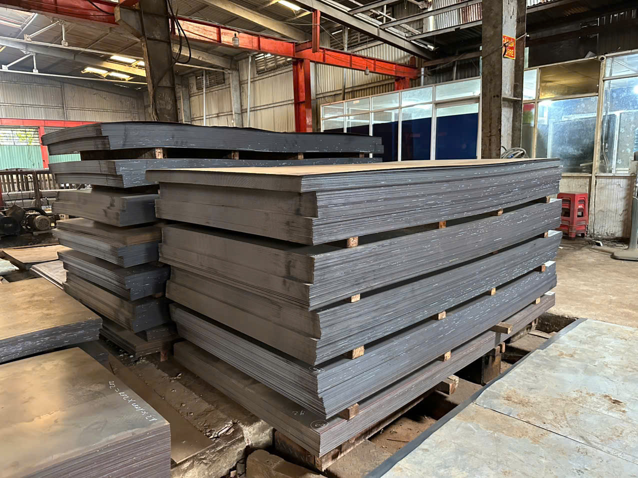 Gia công chấn cắt bo thép tấm năm 2025